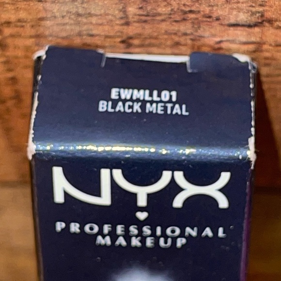 NYX Revlon Makeup Bundle - Picture 2 of 2